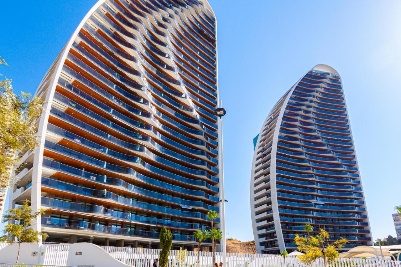 Sunset Waves Superb Apartments Бенідорм Екстер'єр фото