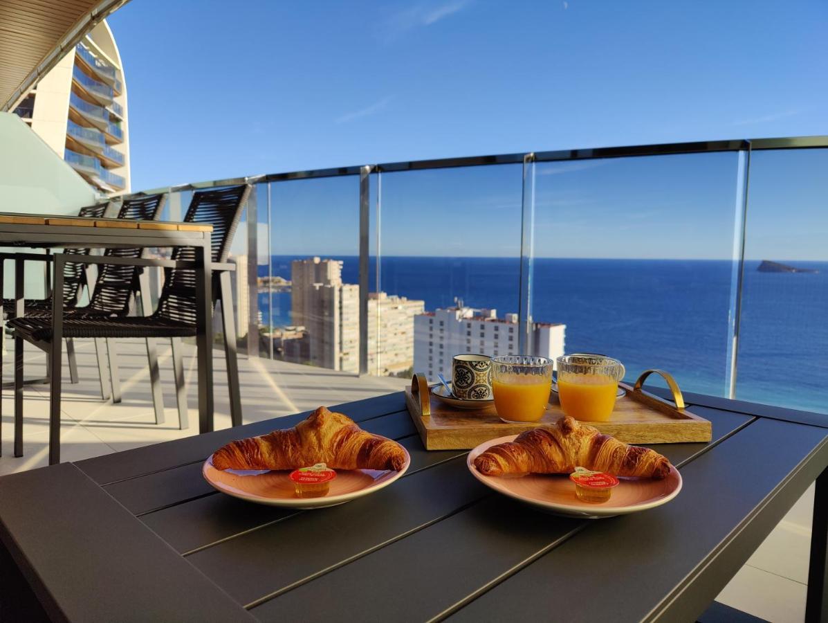 Sunset Waves Superb Apartments Бенідорм Екстер'єр фото